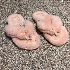 UGG flip flop slippers pink size 3